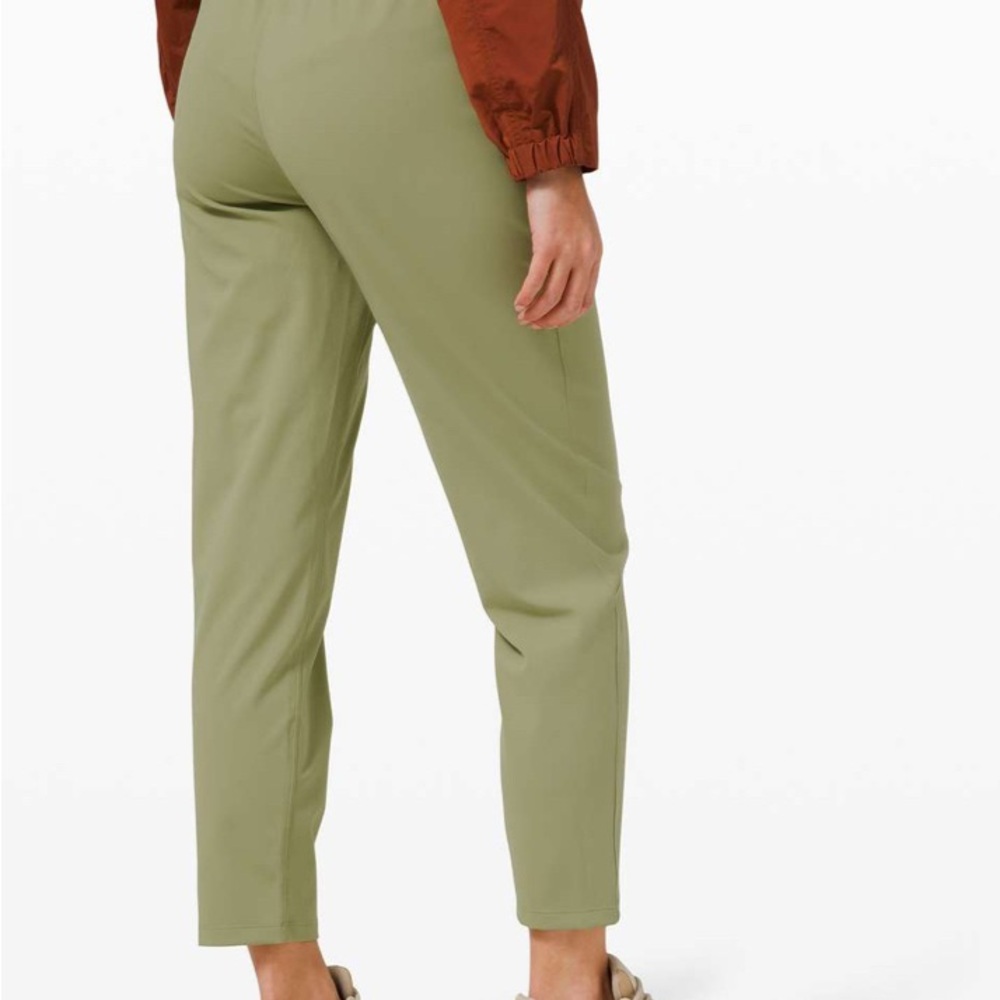 ✨Lululemon Keep Moving Pant 7/8 High-Rise Rosemary Green size 10